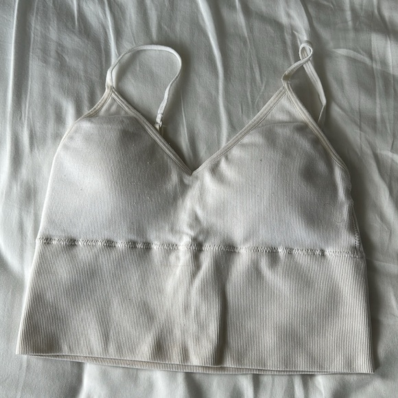 Set of 2 cropped tank tops - padded - Picture 4 of 4